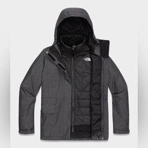 The North Face Women's Monarch Triclimate Jacket in TNF Black Heather Size Large